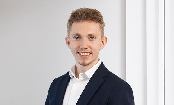 Portraitfoto von Noël Renold, bei der St.Galler Kantonalbank