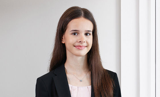Portraitfoto von Majda Kurtovic, Lernende bei der St.Galler Kantonalbank