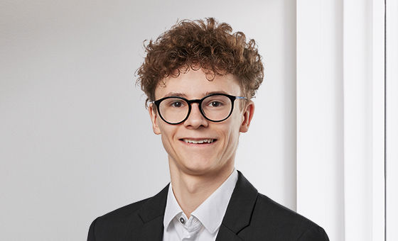 Portraitfoto von Dean Wyler, Kundenberater bei der St.Galler Kantonalbank