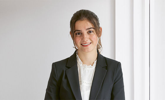 Portraitfoto von Michelle Dolf, Assistentin Institutionelle Anleger bei der St.Galler Kantonalbank