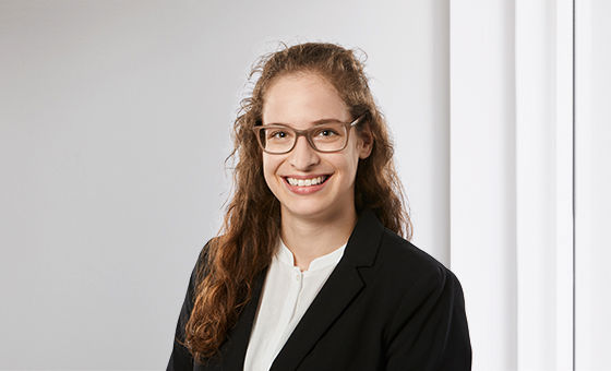 Portraitfoto von Cindy Sprecher, Beraterin Privatkunden bei der St.Galler Kantonalbank