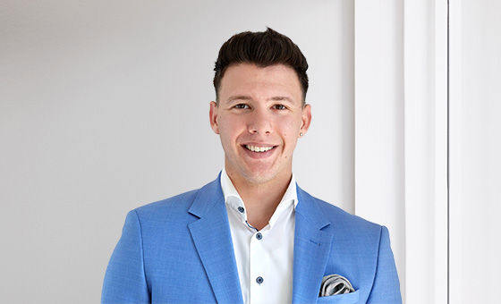 Portraitfoto von Denis Noser, Berater Privatkunden bei der St.Galler Kantonalbank