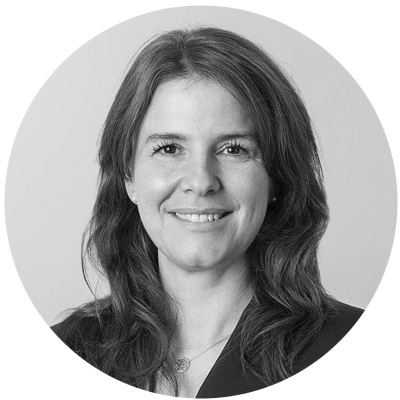 Portraitbild Caroline Hilb Paraskevopoulos, Leiterin Anlagestrategie und Analyse der St.Galler Kantonalbank