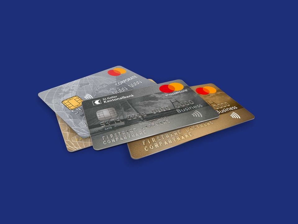 Verschiedene Kreditkarten und Bankkarten für Geschäftskunden aus dem Produktangebot der St.Galler Kantonalbank