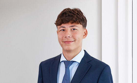 Portraitfoto von Nicolas Rutz, Lernender bei der St.Galler Kantonalbank
