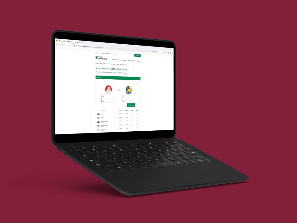 Laptop mit geöffneter Ansicht des Währungsumrechners der St.Galler Kantonalbank