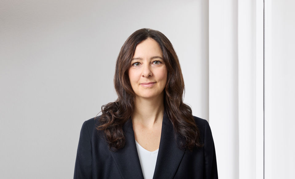 Portraitfoto von Laura Giulia Müller, Senior Assistentin Private Banking bei der St.Galler Kantonalbank