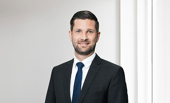 Portraitfoto von Simon Hutter, Senior Kundenberater Key Clients bei der St.Galler Kantonalbank