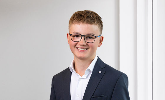 Portraitfoto von Jari Moritz Schäfli, Lernender bei der St.Galler Kantonalbank