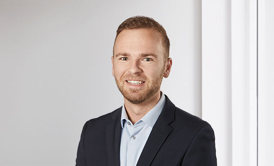 Portraitfoto von Lars Hartert, Senior Berater Firmenkunden bei der St.Galler Kantonalbank
