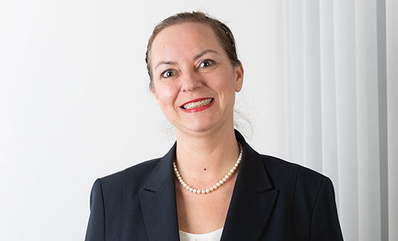 Portraitfoto von Monika Wipf, Senior Kundenberaterin Private Banking bei der St.Galler Kantonalbank