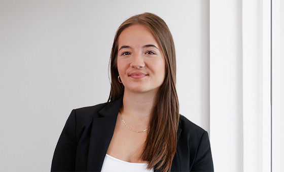 Portraitfoto von Sara Stojanova, Lernende bei der St.Galler Kantonalbank