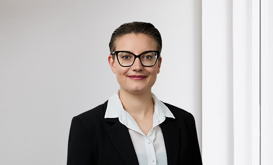 Portraitfoto von Céline Hochstrasser, Senior Assistentin Private Banking bei der St.Galler Kantonalbank