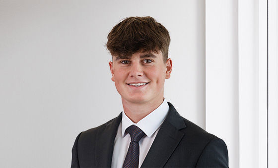 Portraitfoto von Marlo Cavegn, Fachspezialist Key Accounts bei der St.Galler Kantonalbank