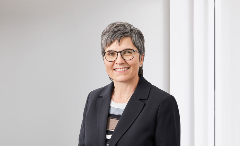 Portraitfoto von Susanne Eggenberger Bächi, Senior Beraterin Privatkunden bei der St.Galler Kantonalbank