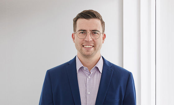 Portraitfoto von Fabian Kappeler, Fachspezialist Gewerbekunden bei der St.Galler Kantonalbank