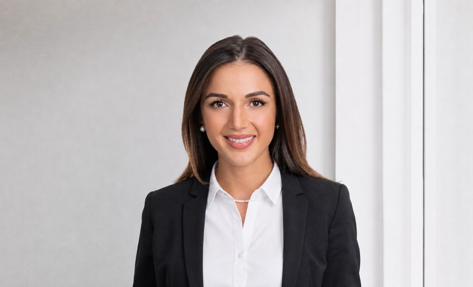 Portraitfoto von Vera Kramis, Kundenberaterin Private Banking bei der St.Galler Kantonalbank