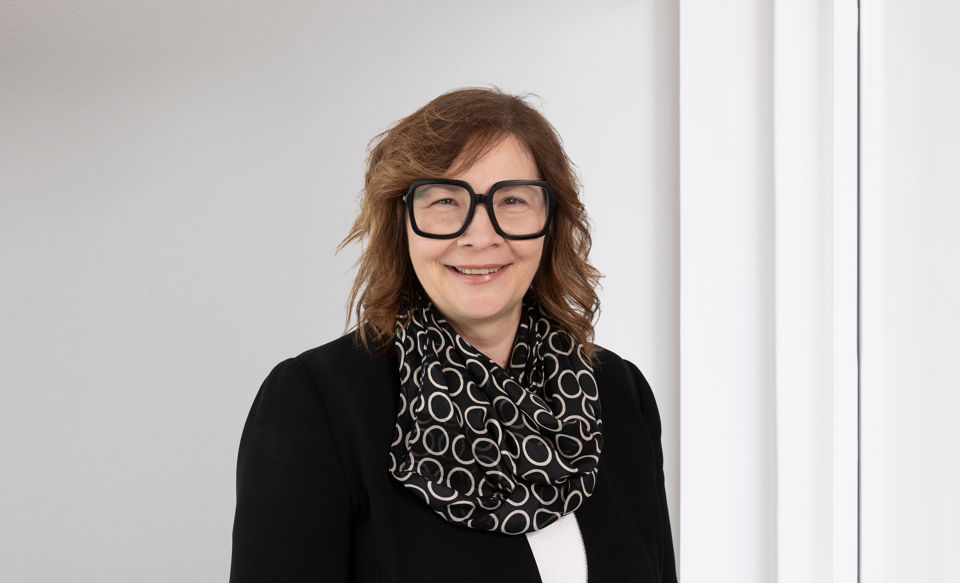 Portraitfoto von Letizia Pelusi, Kundenberaterin bei der St.Galler Kantonalbank