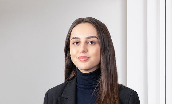 Portraitfoto von Mimoza Bytyqi, bei der St.Galler Kantonalbank