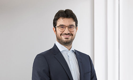 Portraitfoto von Dario Weissinger, Leiter Niederlassung bei der St.Galler Kantonalbank