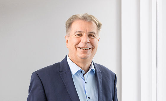 Portraitfoto von Bruno Götti, Senior Kundenberater Private Banking bei der St.Galler Kantonalbank