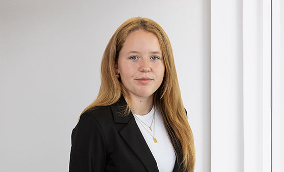 Portraitfoto von Alessia Wildhaber, Lernende bei der St.Galler Kantonalbank