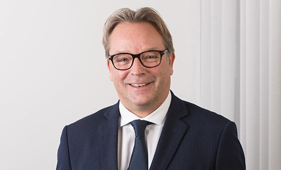 Portraitfoto von Thomas Lichtsteiner, Senior Assistent Private Banking bei der St.Galler Kantonalbank