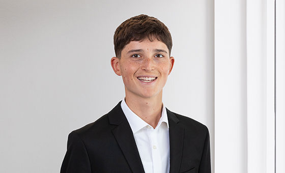 Portraitfoto von Laurin Vetsch, Lernender bei der St.Galler Kantonalbank