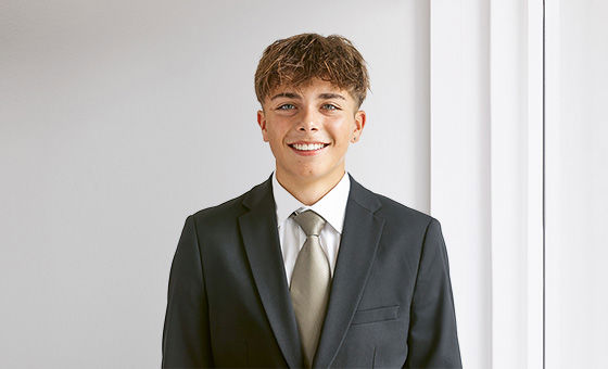 Portraitfoto von Nando Dörig, Assistent Key Clients bei der St.Galler Kantonalbank