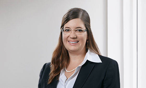 Portraitfoto von Iris Enenkel, Kundenberaterin bei der St.Galler Kantonalbank