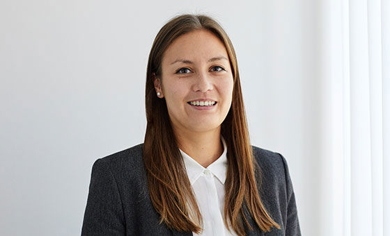 Portraitfoto von Angela Truniger, Senior Finanzanalystin bei der St.Galler Kantonalbank