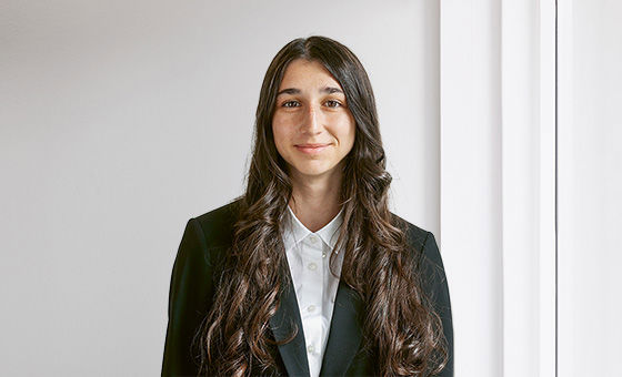 Portraitfoto von Valentina Moser, Fachspezialistin Privatkunden bei der St.Galler Kantonalbank