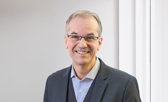 Portraitfoto von Gion Mark,  bei der St.Galler Kantonalbank