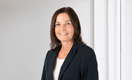 Portraitfoto von Bettina Adler, Senior Beraterin Privatkunden bei der St.Galler Kantonalbank