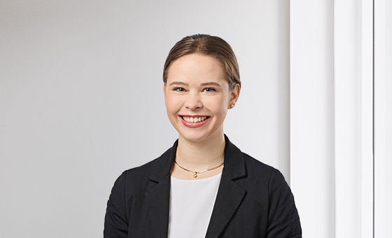 Portraitfoto von Enya Lieberherr, Beraterin Privatkunden bei der St.Galler Kantonalbank