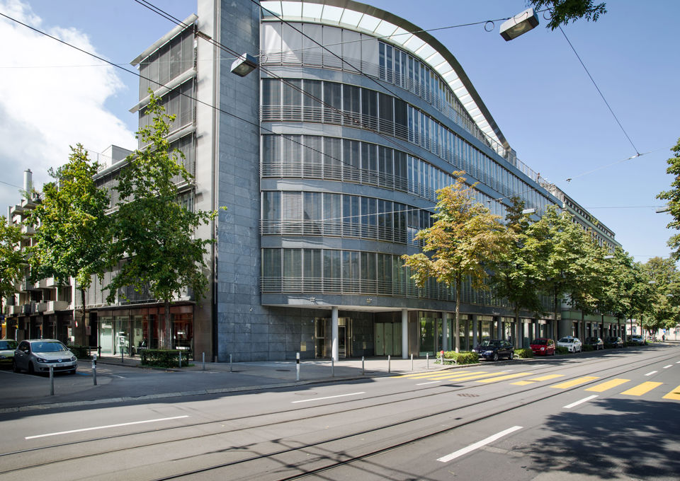 Ansicht vom Gebäude der Niederlassung der St.Galler Kantonalbank in Zürich