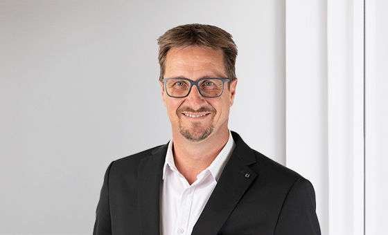 Portraitfoto von Stefan Rava, Senior Berater Privatkunden bei der St.Galler Kantonalbank