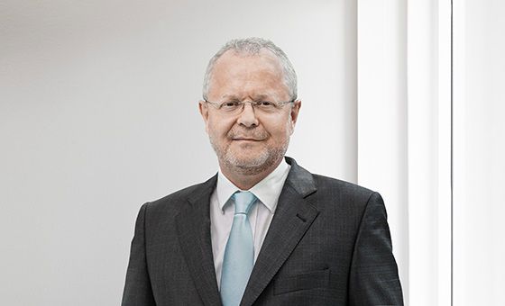 Portraitfoto von Georg Lengwiler, Leiter Frontsupport Firmenkunden bei der St.Galler Kantonalbank