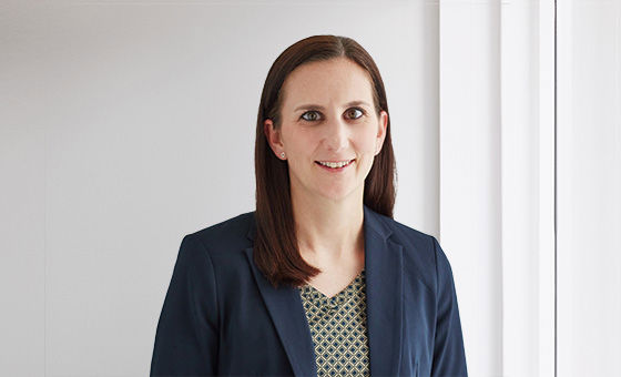 Portraitfoto von Sarah Brander, bei der St.Galler Kantonalbank