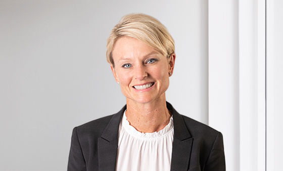 Portraitfoto von Stephanie Bächtold, Senior Beraterin Firmenkunden bei der St.Galler Kantonalbank