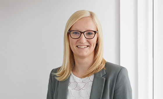 Portraitfoto von Céline Aus der Au, Beraterin Privatkunden bei der St.Galler Kantonalbank