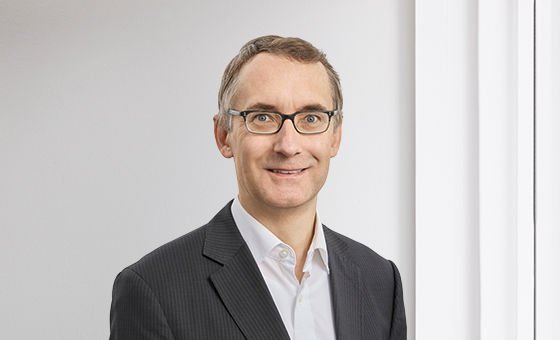 Portraitfoto von Karl Zehnder, Senior Assistent Private Banking bei der St.Galler Kantonalbank