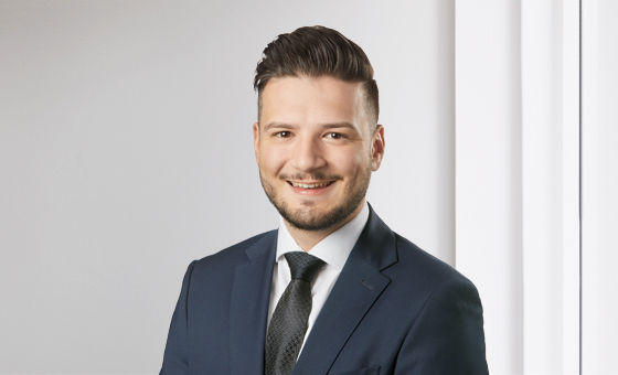 Portraitfoto von Ivan Kenel, Kundenberater Private Banking bei der St.Galler Kantonalbank