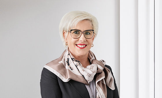 Portraitfoto von Armida Jonke, Assistentin Leiter/in Niederlassung bei der St.Galler Kantonalbank