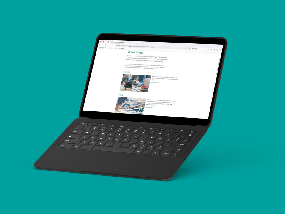 Laptop mit geöffneter Webseite zum Online Buchhalter der St.Galler Kantonalbank