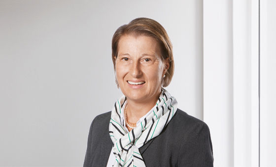 Portraitfoto von Irene Wenk, Kundenberaterin bei der St.Galler Kantonalbank