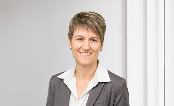 Portraitfoto von Manuela Meile, Assistentin Leiter Niederlassung bei der St.Galler Kantonalbank