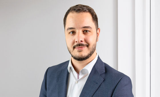 Portraitfoto von Stefano Francabandiera, Kundenberater Private Banking bei der St.Galler Kantonalbank