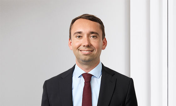 Portraitfoto von Nicolas Huber, Kundenberater Private Banking bei der St.Galler Kantonalbank