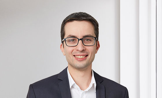 Portraitfoto von Raphael Schaffner, Senior Fachspezialist Gewerbekunden bei der St.Galler Kantonalbank